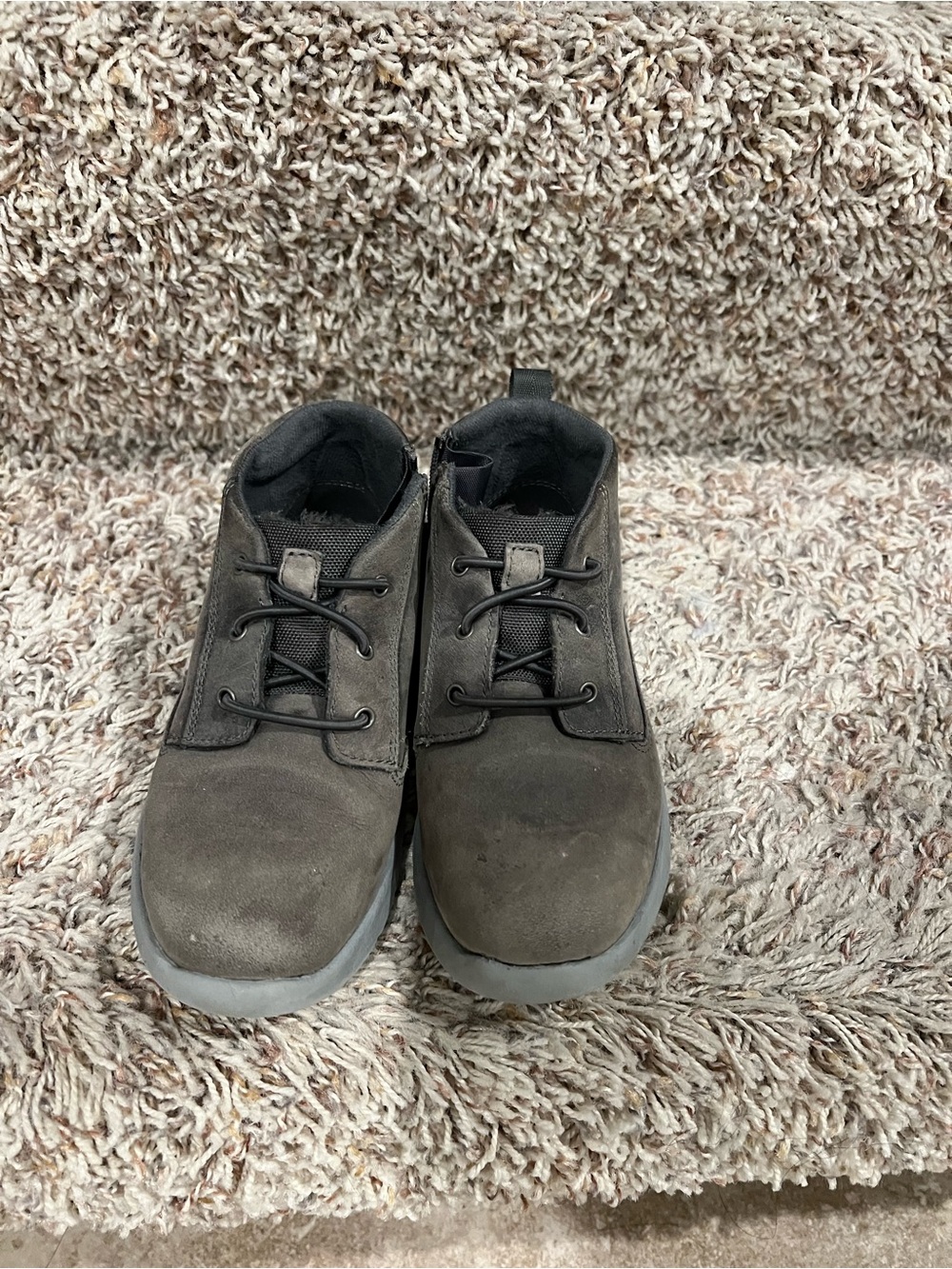 Ugg toddler boots